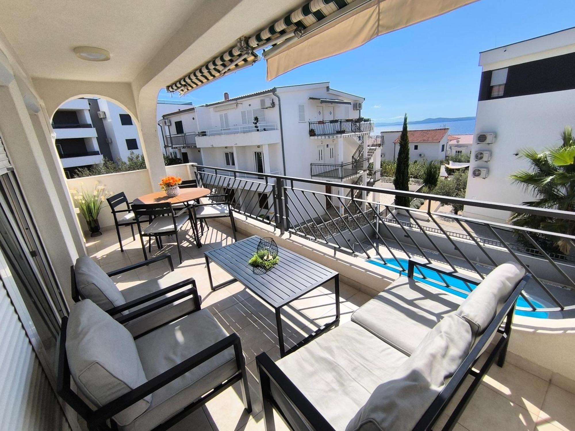 Villa Seaview With Pool - Apartment Yellow トロギール エクステリア 写真